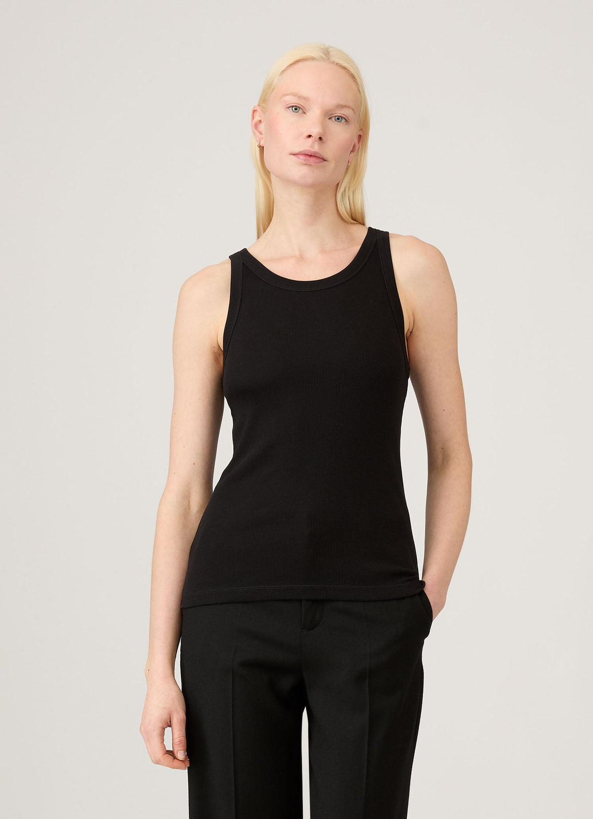 Sunspel Women's Ribbed Tank Top in Black